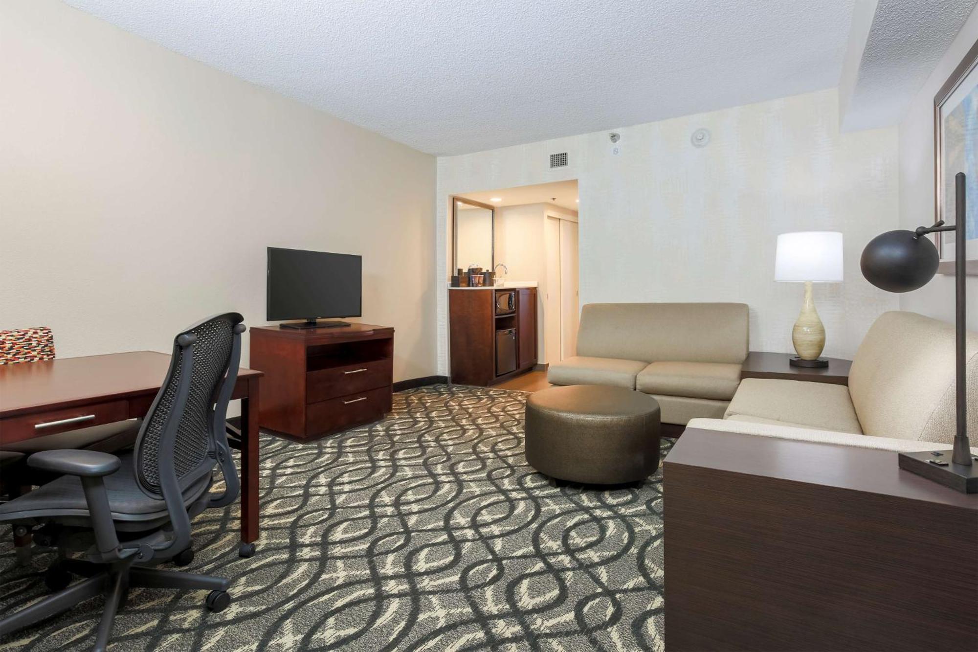 King Suite - Non-Smoking,1548561955:JPEG